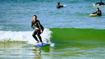 Wie man sich beim Surfen fit hält